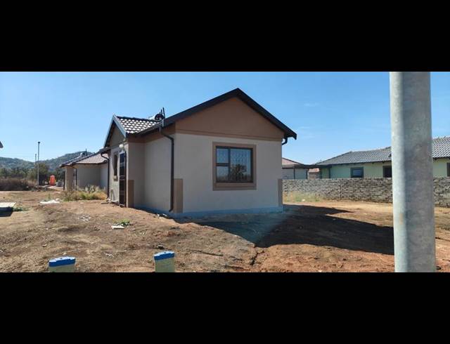 3 BEDROOM HOUSE FOR SALE IN SALFIN